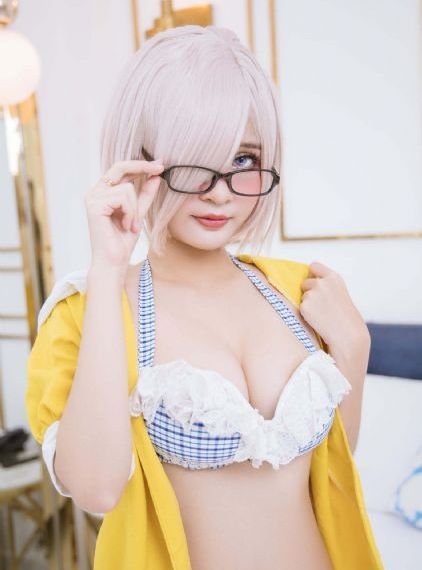 巨胸喷奶水少妇好爽视频www_720电影免费在线