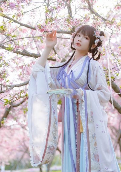 欧美三级午夜理伦三级富婆_720神马影院在线